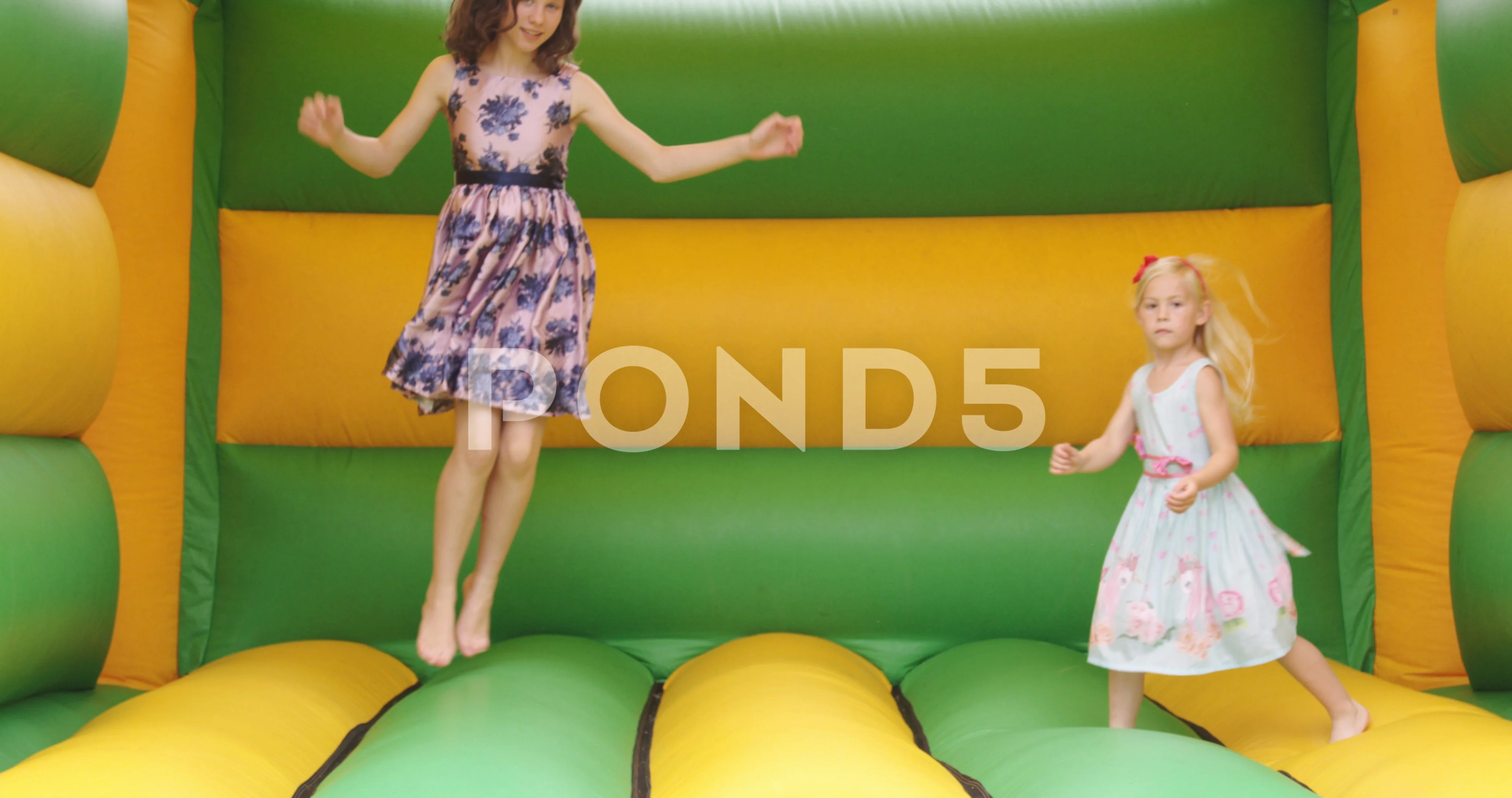 Bouncy castle best sale for girls