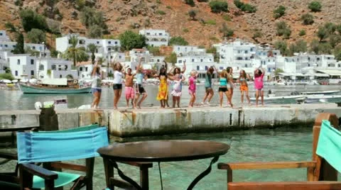 Girls dancing 動画素材 10857132