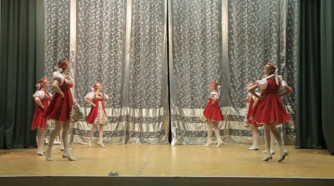 Girls dancing 스톡 동영상 29663288