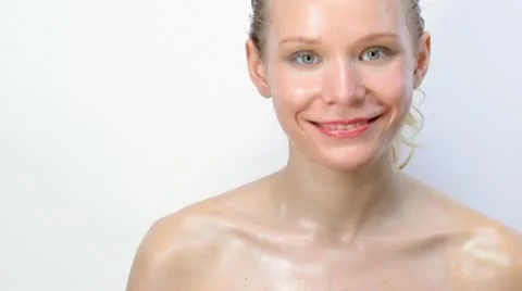 Girl's face Видео 18181830
