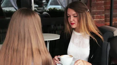 Girls 库存影片 12120526