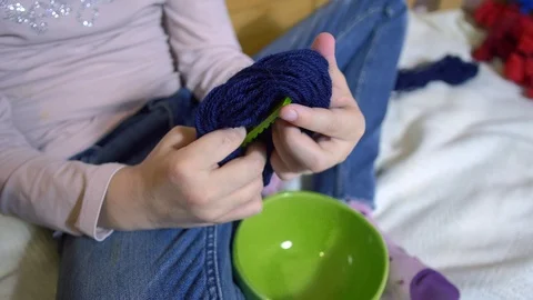 Girls making dolls from strings. Stock Footage 120732751