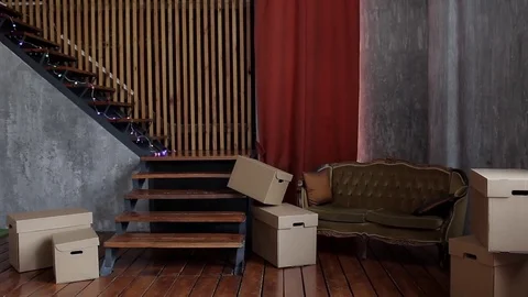 Girls Student Move, go Down With Cardboard Boxes on the Steps of the Apartment 스톡 동영상 75442318