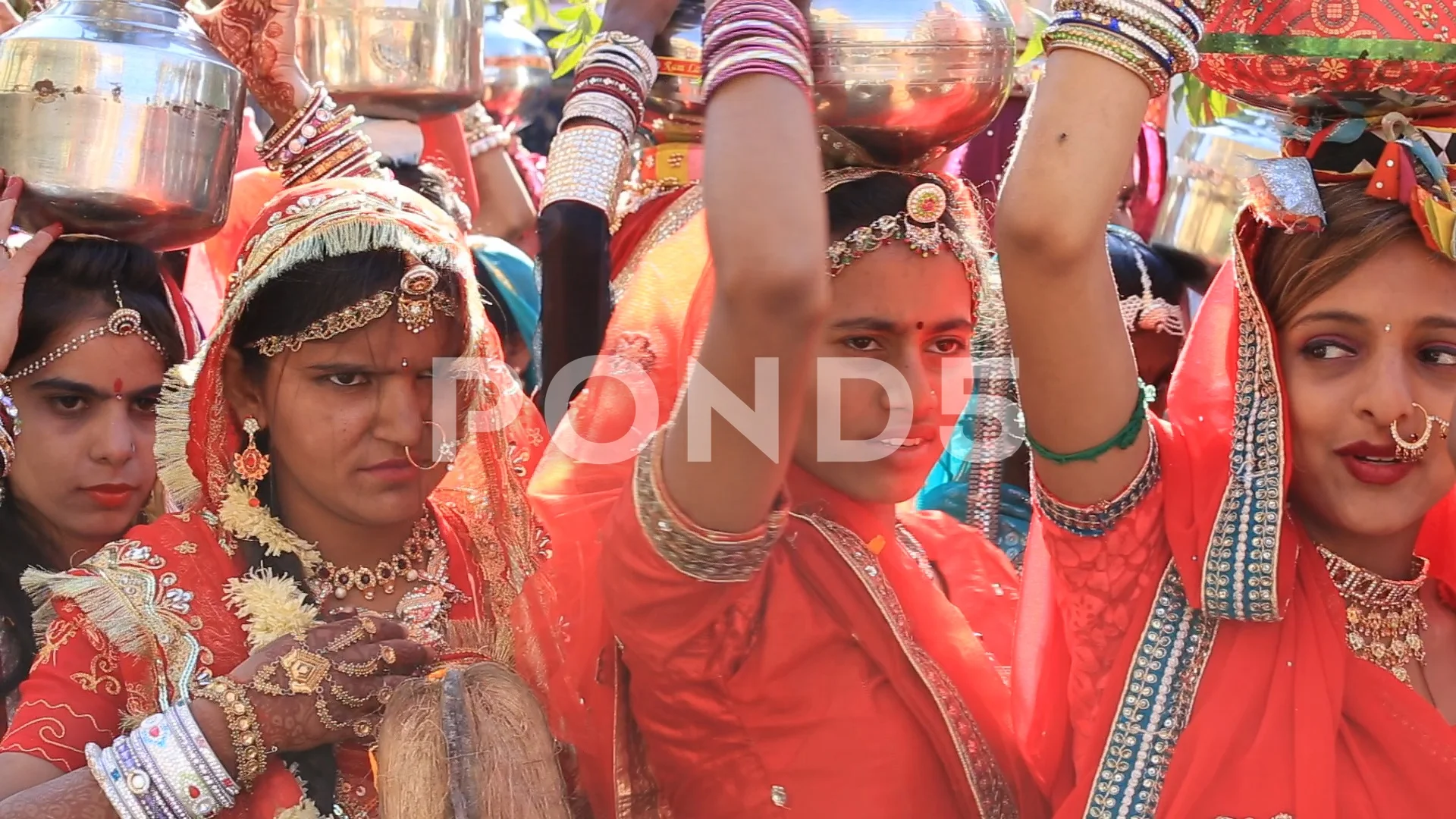 Rajasthani woman in festival dress, Pushkar Camel & Cattle Fair, Rajasthan,  India Stock Photo - Alamy