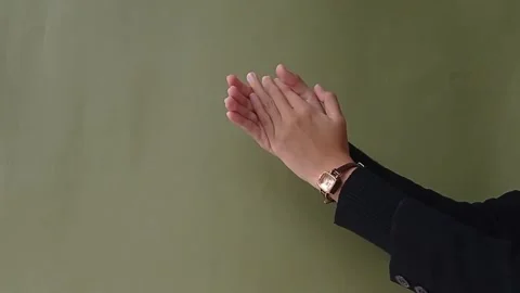 Giving a applaus for the winner Stock Footage 150665486