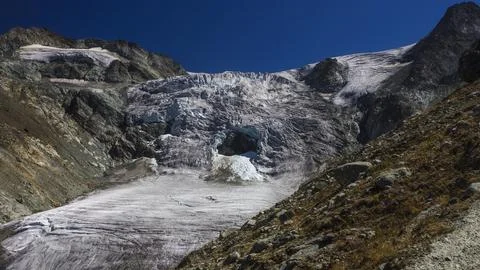 Glacier de Moiry side La Bayenna 스톡 사진