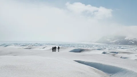 Glacier Hikers 5 Video stock 105312481