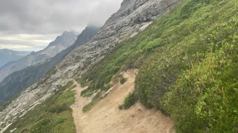 Glacier Peak Wilderness backpacking Stock Footage 221581757