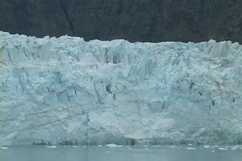 Glacier small piece falls off Stock Footage 511606