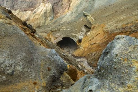 Glaciers on slopes of the active volcano Mutnovsky Fotos Stock
