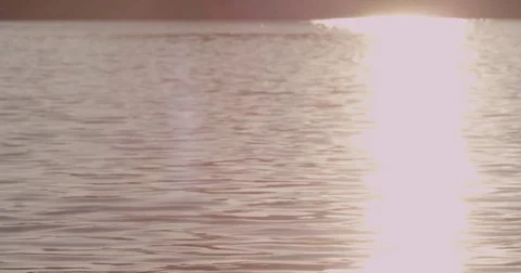 Glare on the water from the sun Stock-Footage 75312741