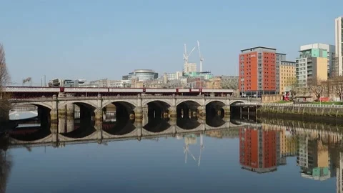 Glasgow Bridge and River Clyde, Glasgow Stock Footage 172431323