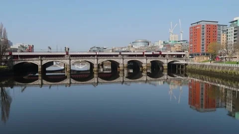 Glasgow Bridge and River Clyde, Glasgow Stock Footage 172431410