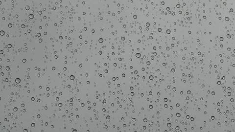 Glass and rain drops, raindrops on glass, a nice way raindrops on glass, Vídeo Stock 101063987