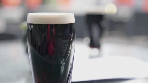 Glass of beer Stockbeeldmateriaal 170264095