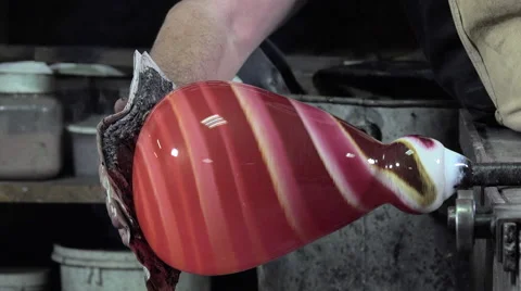 Glass-blower working in his workshop 스톡 동영상 58232164