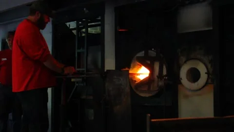 Glass blowing Video stock 5283040