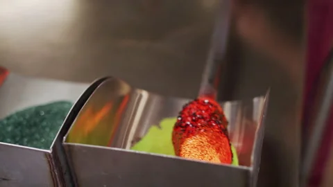 Glass blowing Stock Footage 138402007