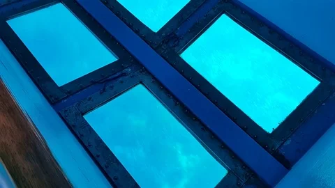 Glass bottom boat Video stock 76568958