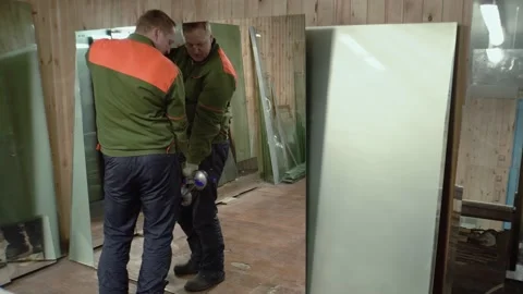 Glass cutting. Stock Footage 167591079