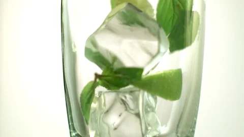  glass ice lime mint10 Stock-Footage 81791348