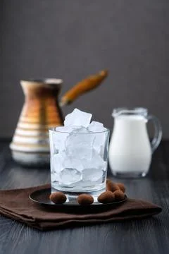 Glass with ice ready to making iced coffee Foto stock