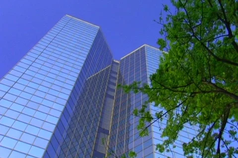 Glass office building Stockbeeldmateriaal 373682