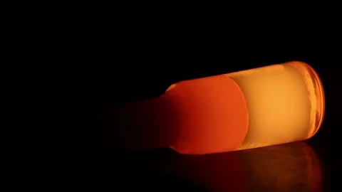 Glass rolling  Vídeos de archivo 80161296