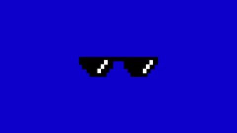 Glasses animation on chroma key Stock-Footage 334772723