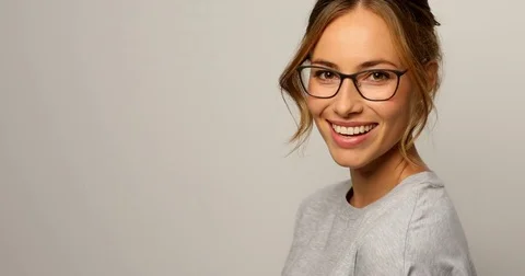 Glasses babe 스톡 동영상 80500672