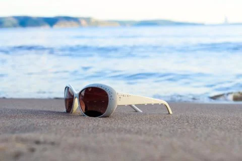 Glasses on beach Foto stock