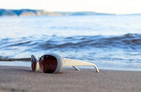 Glasses on beach Foto stock