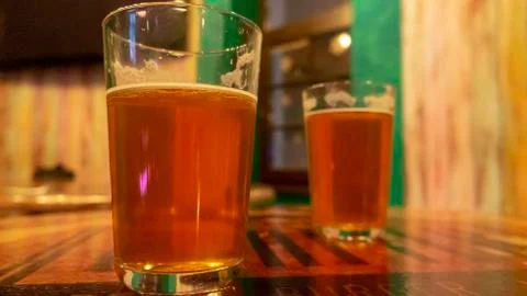 Glasses with beer on the table Foto stock