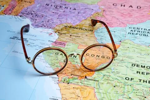 Glasses on a map - Congo Foto stock