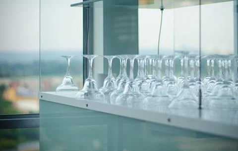 Glasses on the shelf Stock-Fotos