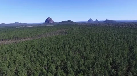 Glasshouse Mountains track forward Stock Footage 52978043