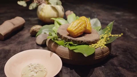 Glazed Madeleines with Native Sauce – Pan zoom 스톡 동영상 314347658