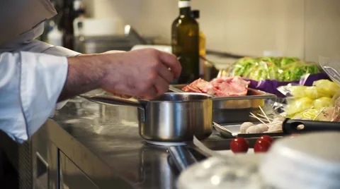 Glazing Meat Balls 스톡 동영상 68740597