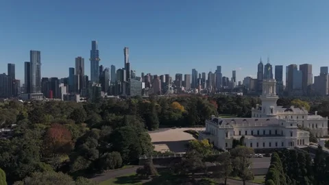 Glide Through Gardens And Melbourne Skyline Stock Footage 274612666