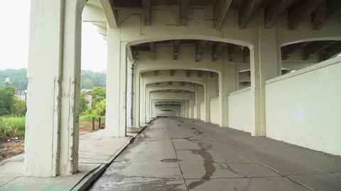 Glidecam under bridge Stock Footage 94915741