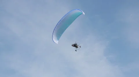 Glider circling in the air Stock Footage 40272104