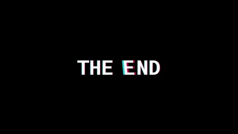 Glitch effect text 'THE END' on a black screen, signifying conclusion Vídeo Stock 347552625