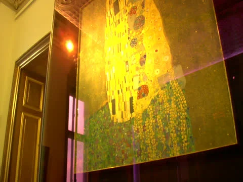 Glittering of low angle painting during sunlight Video stock 22919368