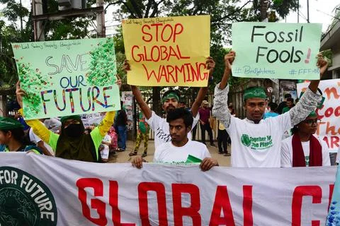 Global Climate Strike in Dhaka Protestors gathered in Dhaka, Bangladesh on... 스톡 사진