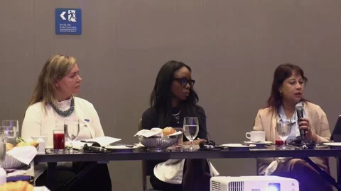 Global commitments, the goal of conference to end violence against children, Bog 库存影片 290957606