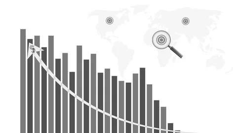Global decline bar chart with trend line animation, Monochrome bar chart wi.. Stock-Footage 329383441