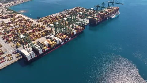 Global supply chain issues impact shipping operations Stock Footage 335523728