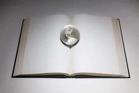 Globe and open book 스톡 사진
