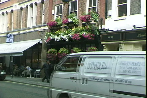 The Globe Pub Vídeo Stock 820706