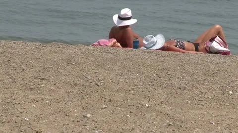 Glorious day at the beach (7 of 14) Stock Footage 19484610
